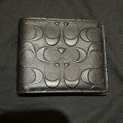 Coach 男用黑壓紋短夾