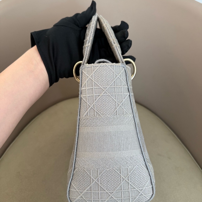 Dior • Lady Dior 經典岩石灰藤格紋刺繡五格戴妃包 🈶原廠背帶-5