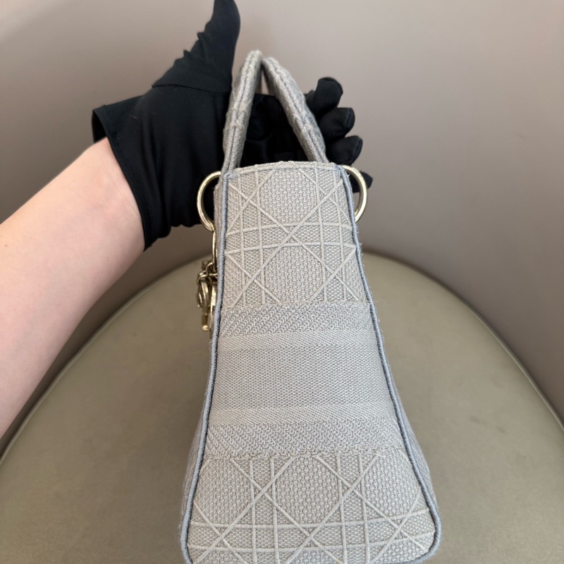 Dior • Lady Dior 經典岩石灰藤格紋刺繡五格戴妃包 🈶原廠背帶-6