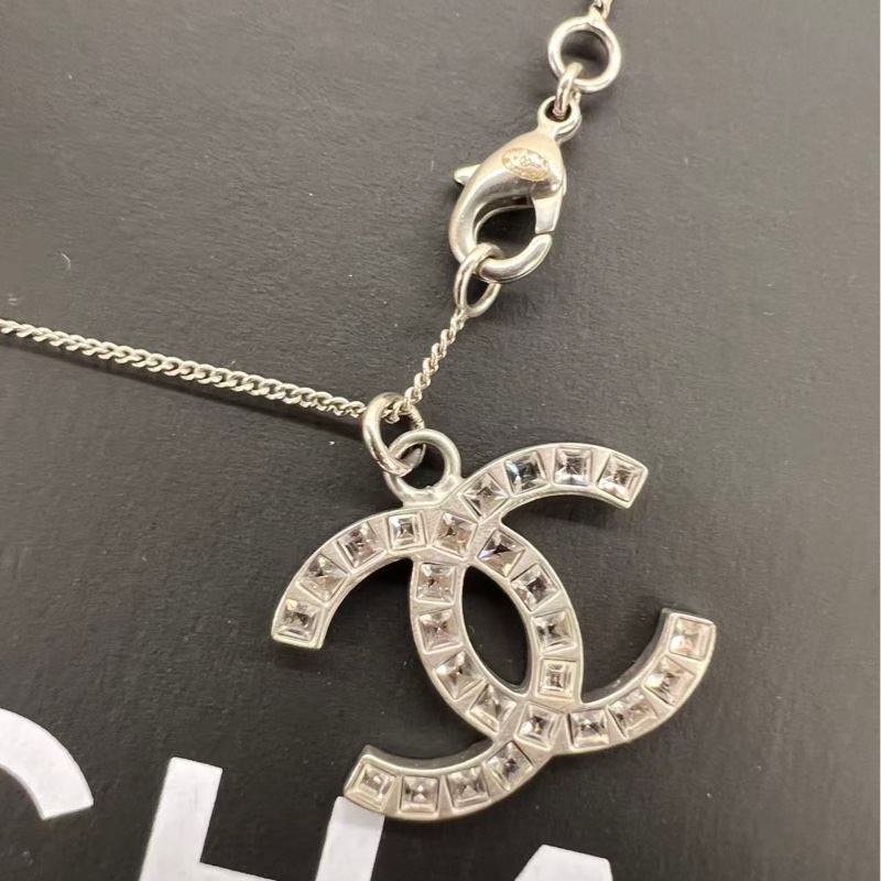 Chanel 簡約CC Logo 項鍊-1