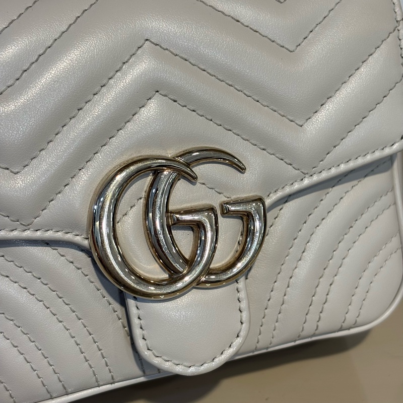 Gucci 米灰牛皮Mini Marmont 斜背包-1