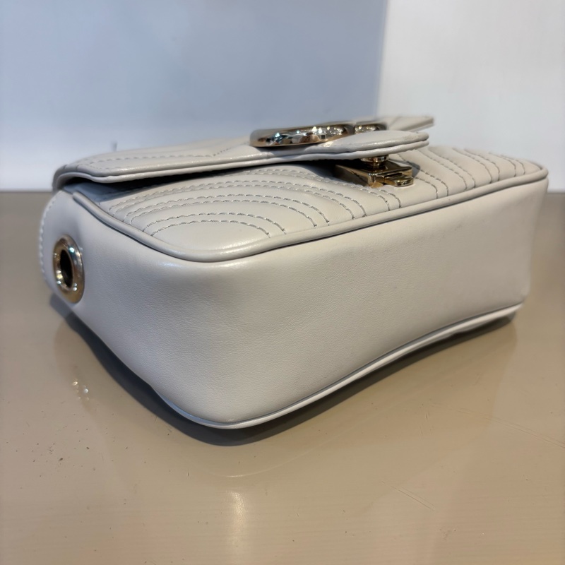 Gucci 米灰牛皮Mini Marmont 斜背包-6