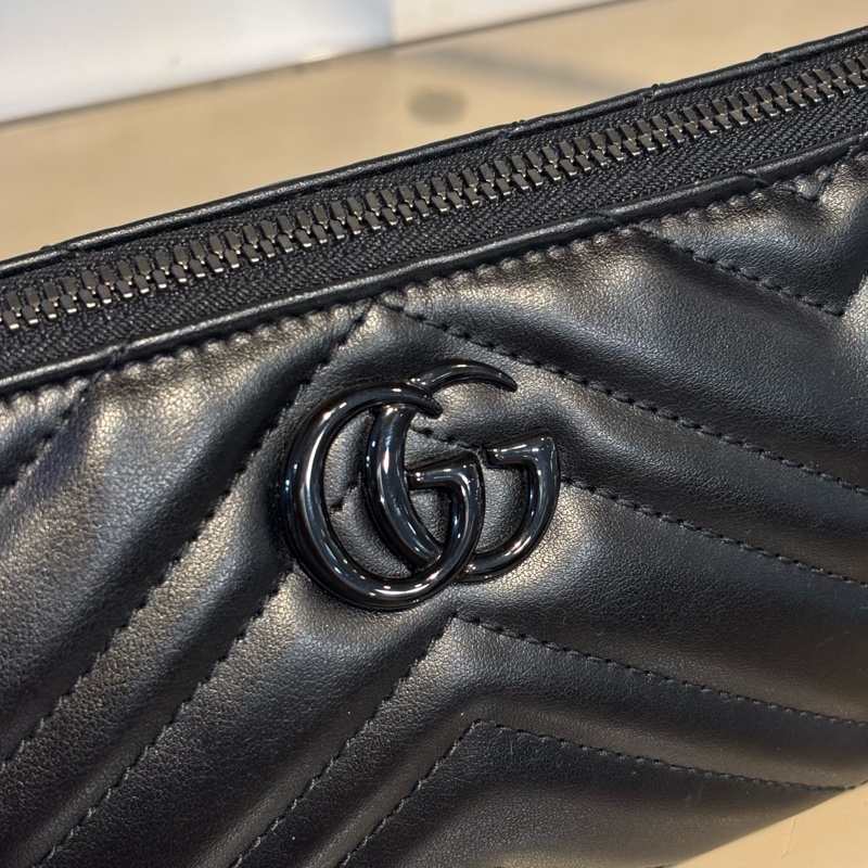 Gucci 黑牛皮Marmont 肩背包-1