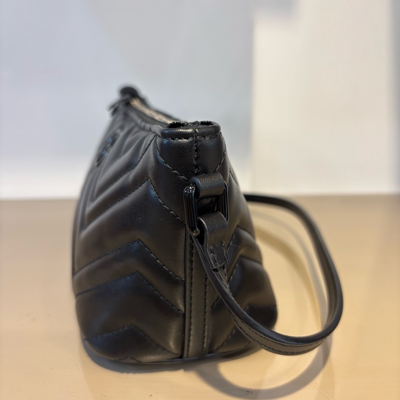Gucci 黑牛皮Marmont 肩背包-4