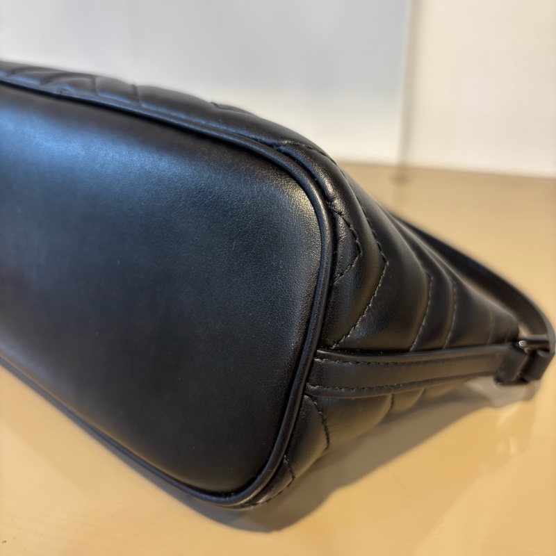 Gucci 黑牛皮Marmont 肩背包-7