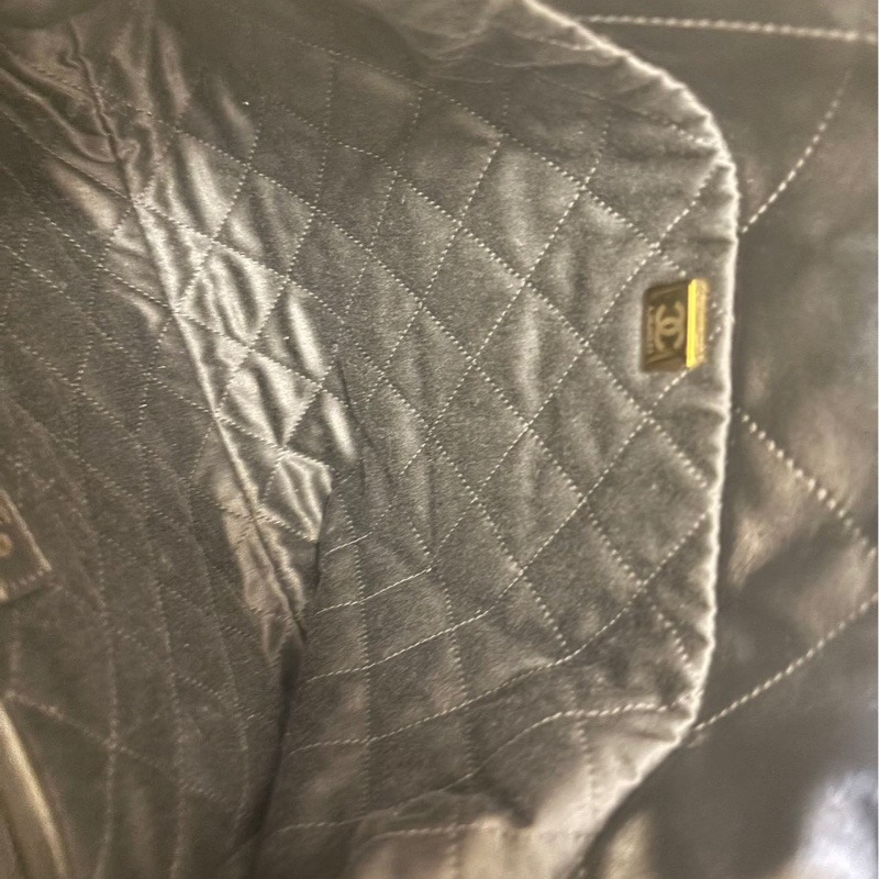 Chanel 22 Bag 黑金小號 芯片款 近乎全新-11