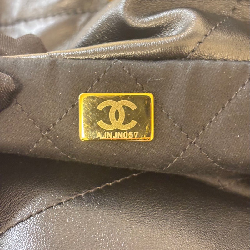 Chanel 22 Bag 黑金小號 芯片款 近乎全新-14