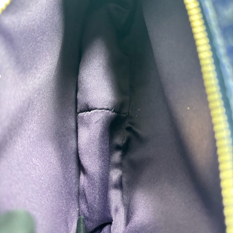 Miu Miu 中古腋下包|鱷魚壓紋 經典復古 超值-5