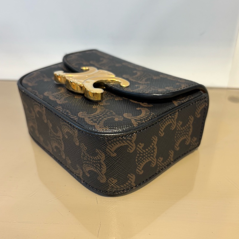 Celine Triomphe Mini Claude斜背包-7