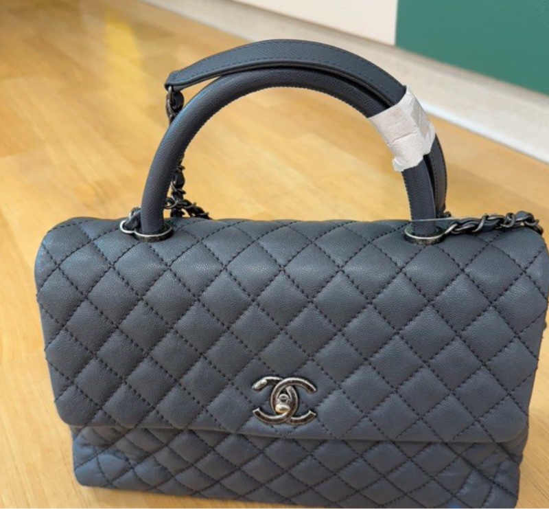 Chanel (香奈兒) 的 Coco Handle28cm 香奈兒coco handle 28cm-1