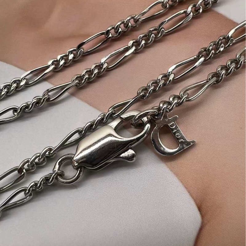 Dior Logo項鍊-1