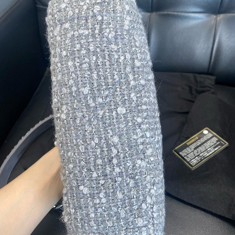CHANEL 灰色毛19bag 16*26*9 98新配件塵袋-4