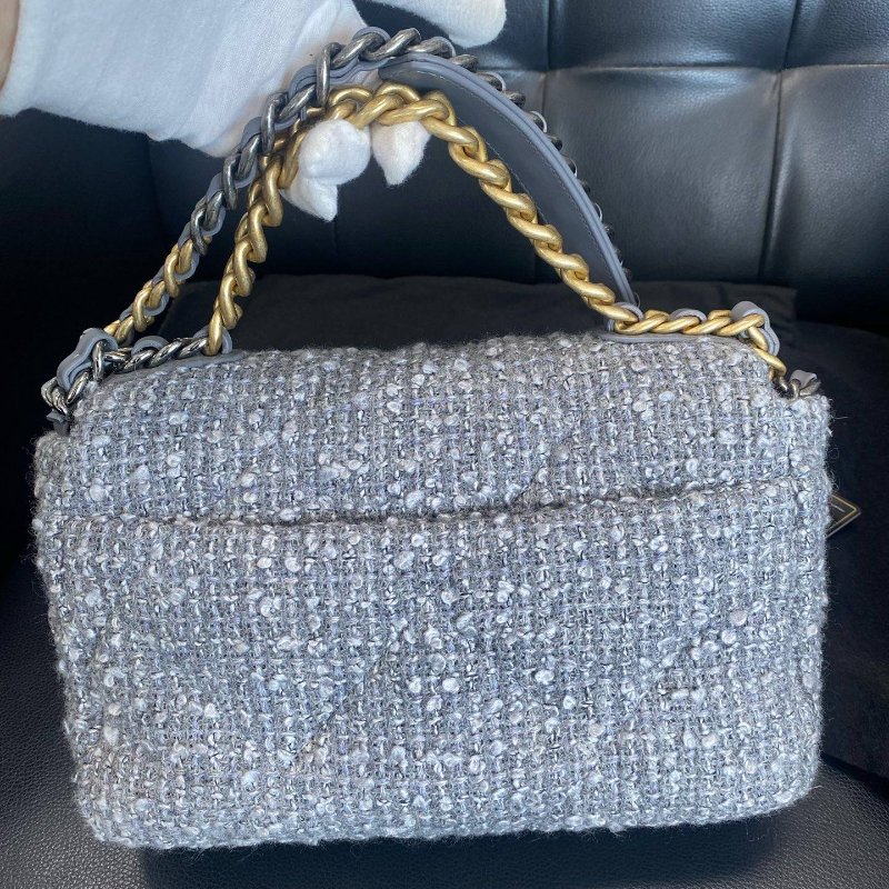 CHANEL 灰色毛19bag 16*26*9 98新配件塵袋-7