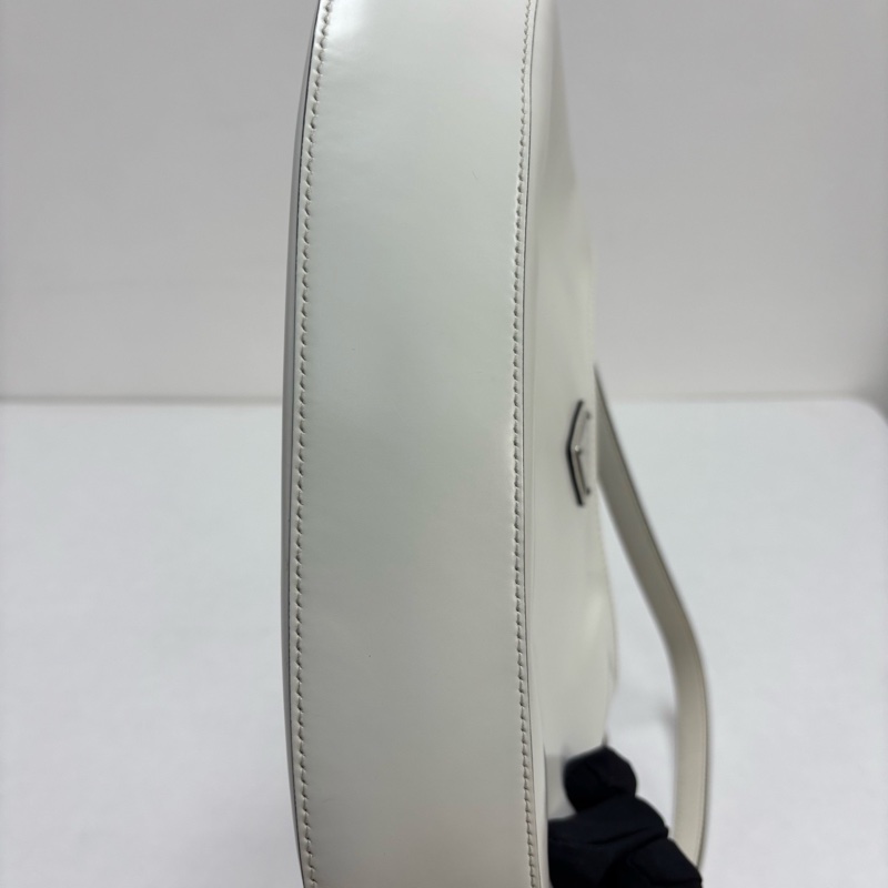 Prada 普拉達 Cleo Hobo|白色亮面 銀扣 98新 輕盈能裝-3