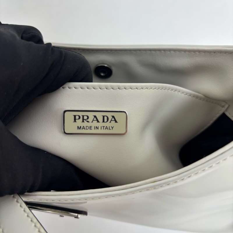 Prada 普拉達 Cleo Hobo|白色亮面 銀扣 98新 輕盈能裝-7