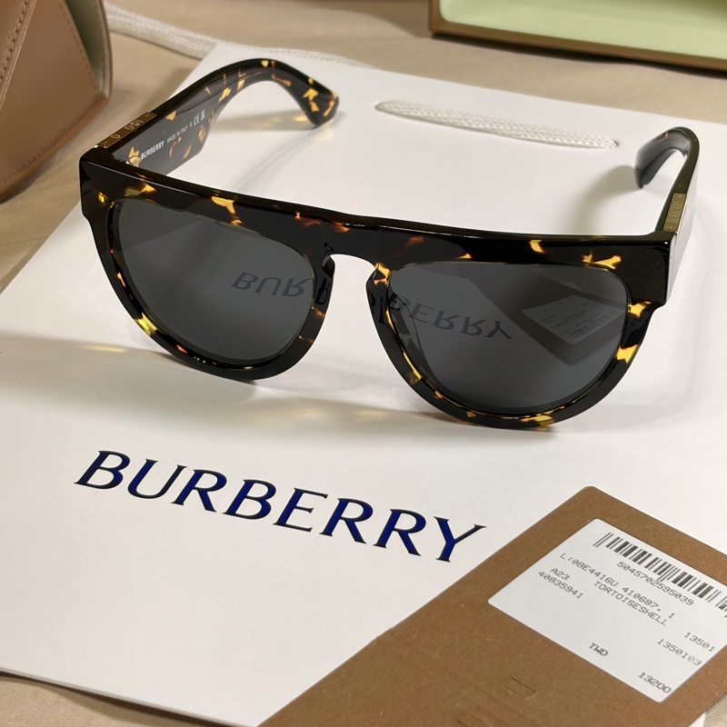 ‼️全台最甜 🎁全新盒裝 Burberry 巴寶莉 深咖琥珀質感 墨鏡 太陽眼鏡(原價13200)-3