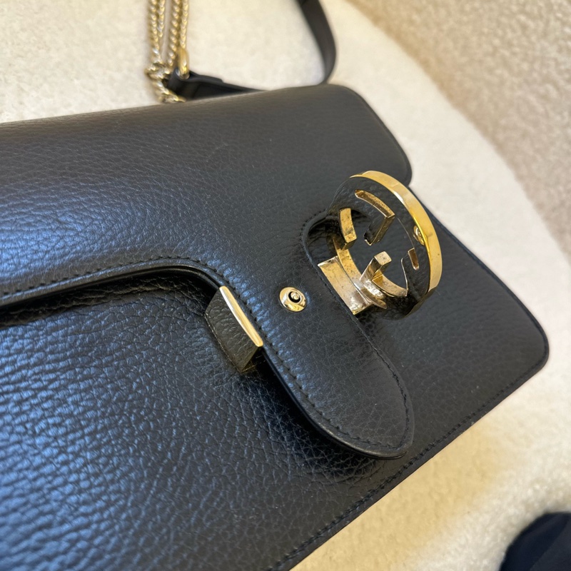 標題:Gucci GG Marmont 風琴包 小號|黑金雙G扣-4