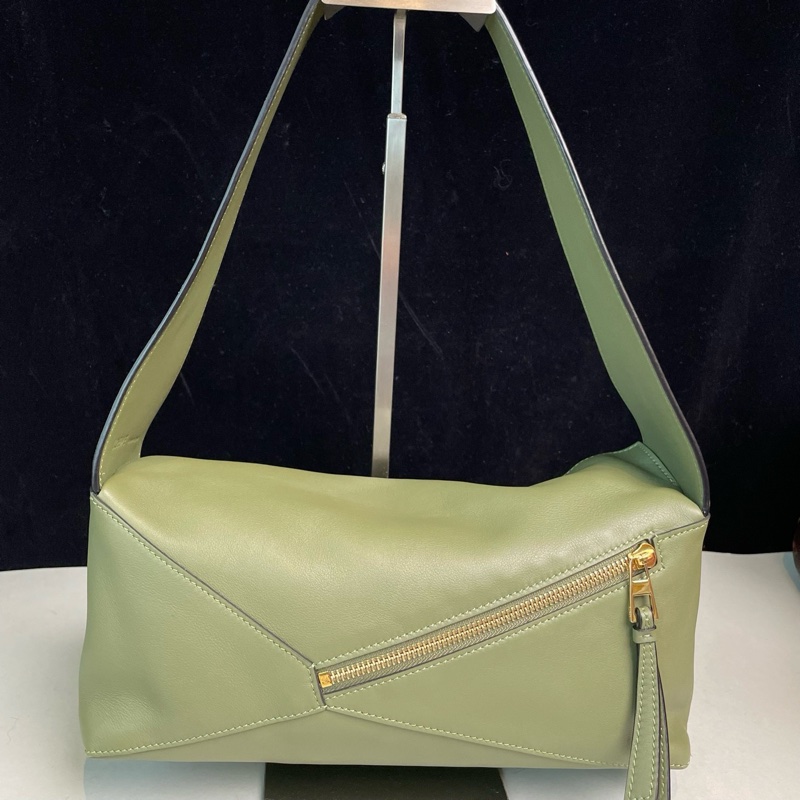 ✨99新🆕LOEWE/羅意威 橄欖綠Puzzle hobo幾何包腋下包單肩包 金扣 22年編碼✅正品-1