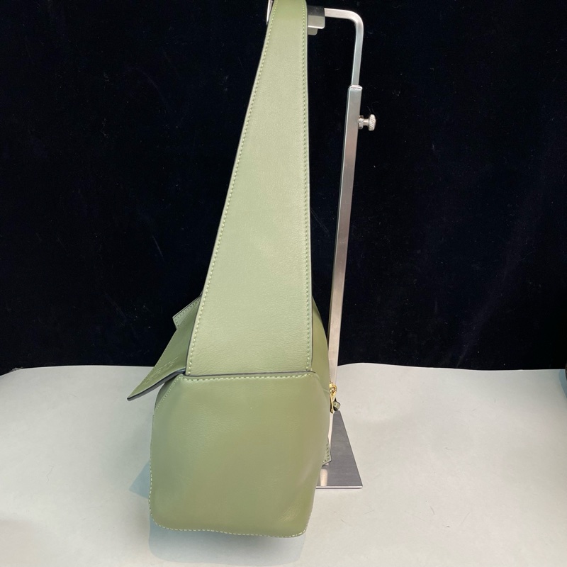 ✨99新🆕LOEWE/羅意威 橄欖綠Puzzle hobo幾何包腋下包單肩包 金扣 22年編碼✅正品-2