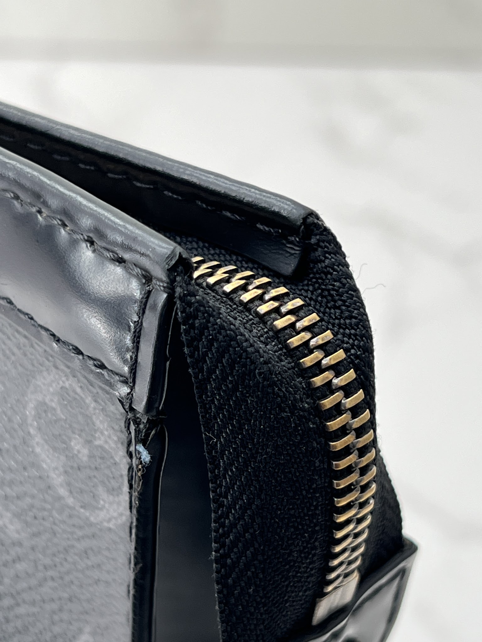 香緹國際精品 LV M61692 手拿包 1023-2