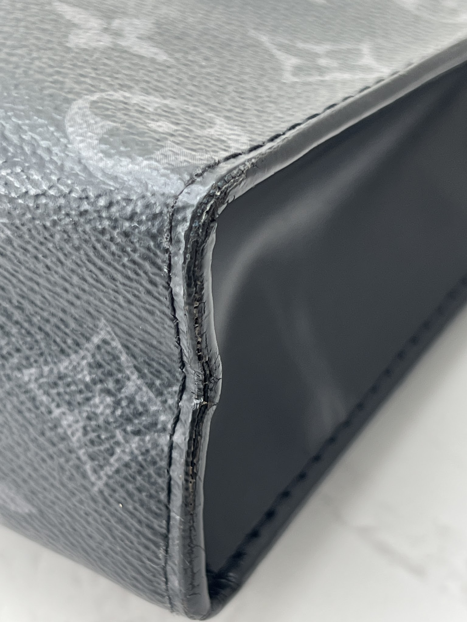 香緹國際精品 LV M61692 手拿包 1023-4