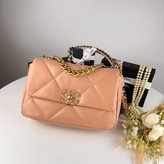全新 現貨 CHANEL 19蜜桃粉色 小羊皮 金鍊 小型 26cm 口蓋包 AS1160-2