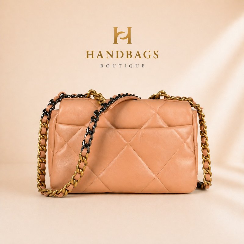 全新 現貨 CHANEL 19蜜桃粉色 小羊皮 金鍊 小型 26cm 口蓋包 AS1160-4
