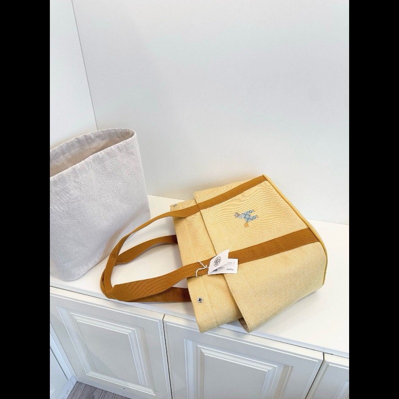 Hermes animo natte tote-1