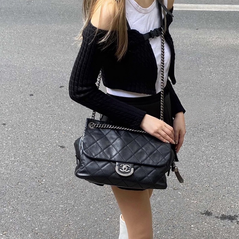 Chanel 愛丁堡流蘇鏈條包|黑銀配色太有氣場🖤-0