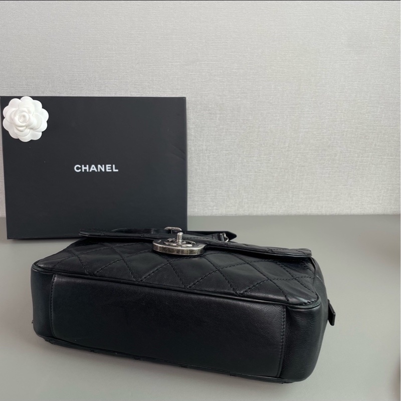 Chanel 愛丁堡流蘇鏈條包|黑銀配色太有氣場🖤-8