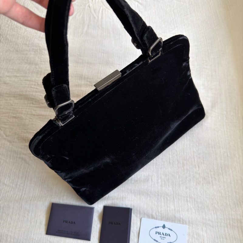 Prada Archive 早期作品/黑色天鵝絨口金/晚宴包-14