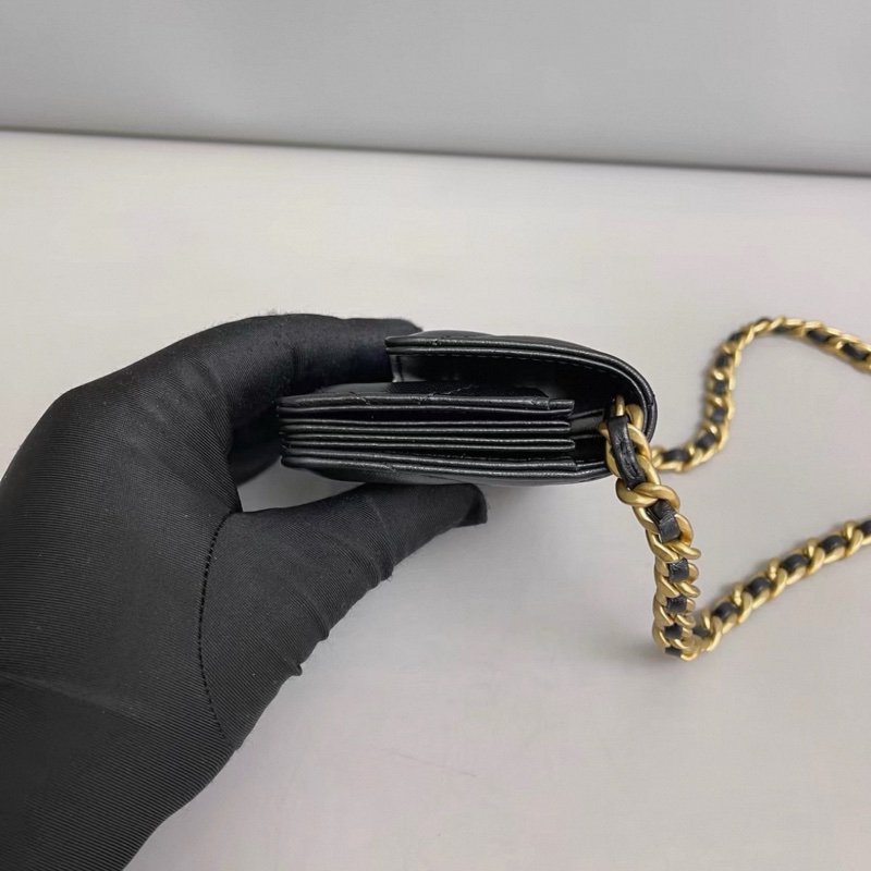 Chanel香奈兒19bag迷你黑金全皮鏈條包-1