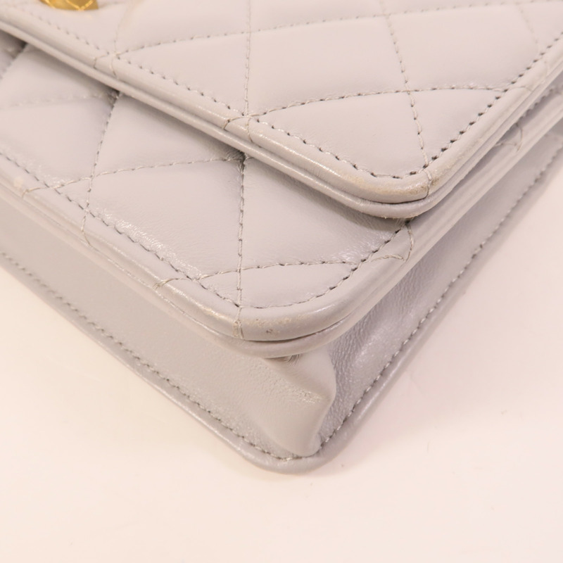 CHANEL 羊皮皮革WOC Wallet On Chain鏈帶肩背袋-15