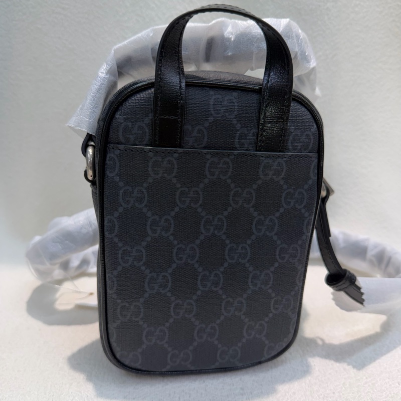 GUCCI 黑色 GG Supreme 迷你帆布斜背包 XC522-6