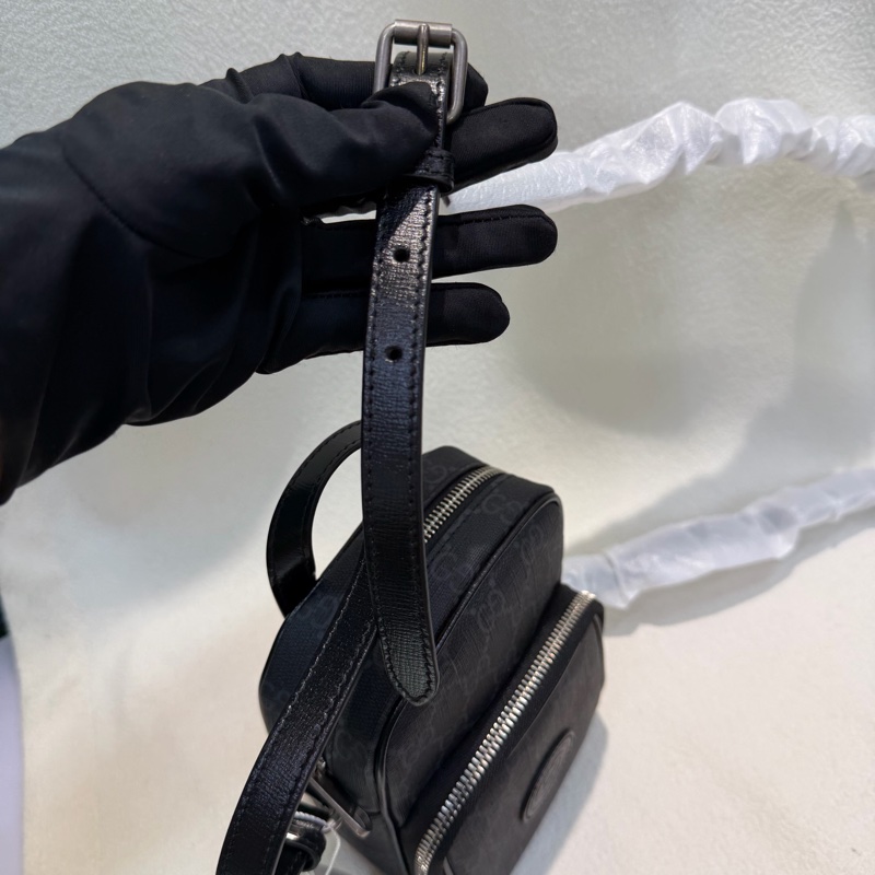 GUCCI 黑色 GG Supreme 迷你帆布斜背包 XC522-18