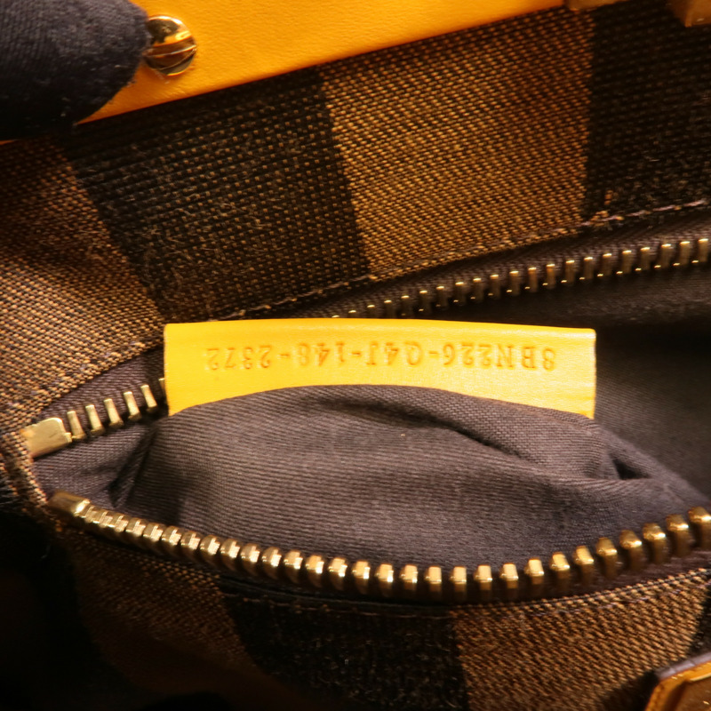 FENDI 牛皮皮革Peekaboo手挽肩背兩用袋-9