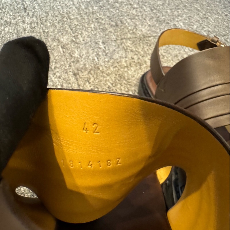 愛馬仕 HERMES 男款牛皮涼鞋 42碼-3