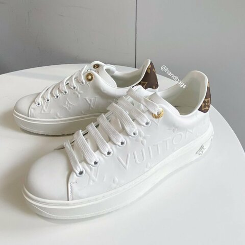 全新 現貨 LV TIME OUT Monogram 浮雕 印花 球鞋 板鞋 38號 小白鞋 1A9HC0