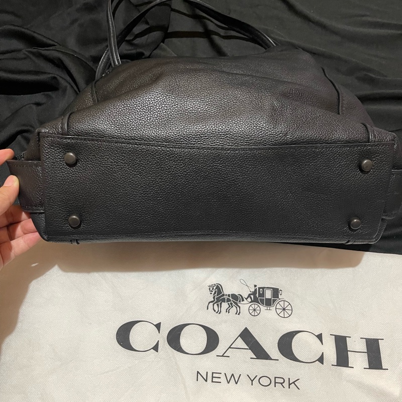 Coach Tote黑色鉚釘三層托特包-31