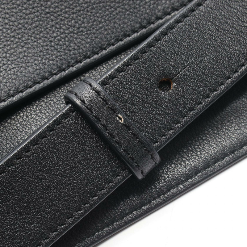 LOEWE T MESSENGER 斜背單肩包,黑色真皮,二手,男女通用-7