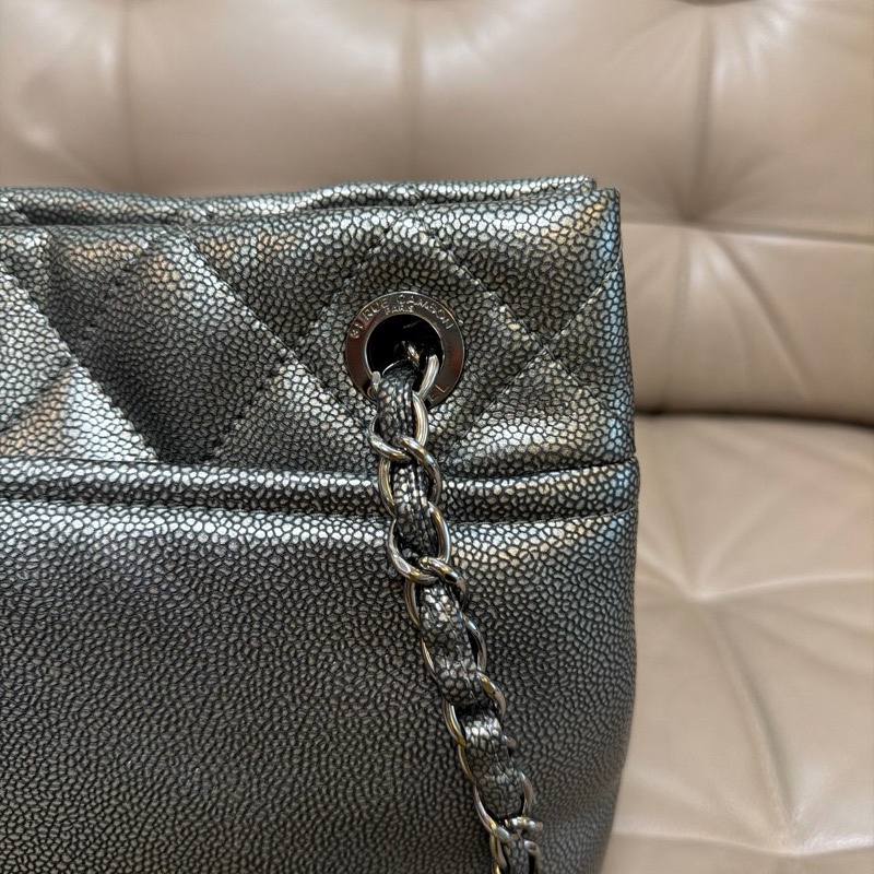 CHANEL 銀扣鏈袋肩背包 Chain Shoulder Bag-9