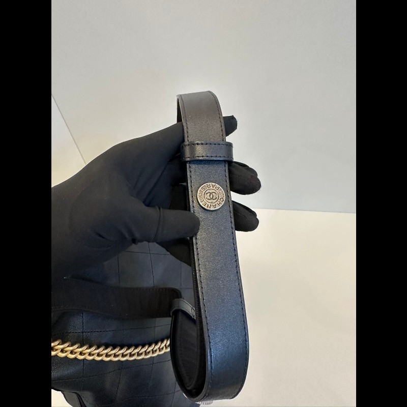 Chanel Hobo 黑金-7