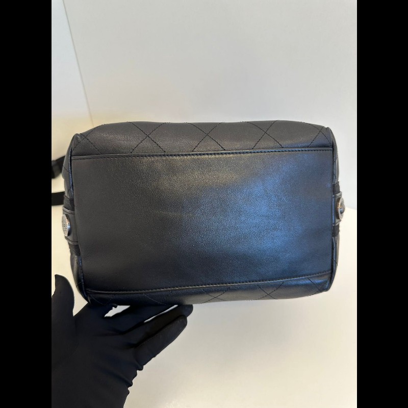 Chanel Hobo 黑金-16