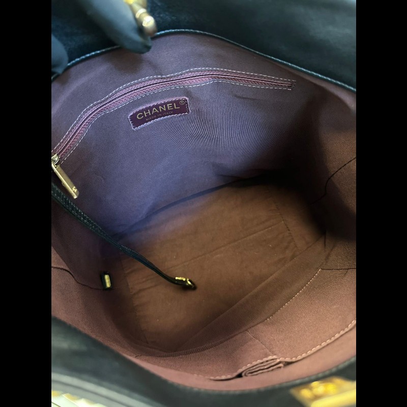 Chanel Hobo 黑金-20