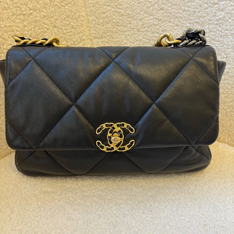 CHANEL香奈兒 19Bag 晶片菱格紋鏈條手柄 小羊皮 口蓋包手提斜挎單肩包 中號 女款 黑色長30cm 寬10cm 高20cm-2