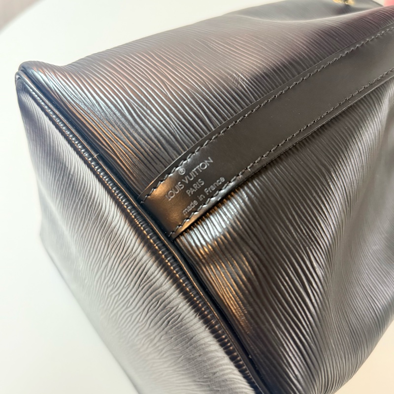✔️LOUIS VUITTON LV 路易威登 Epi Noe 水波紋水桶包/黑色-12