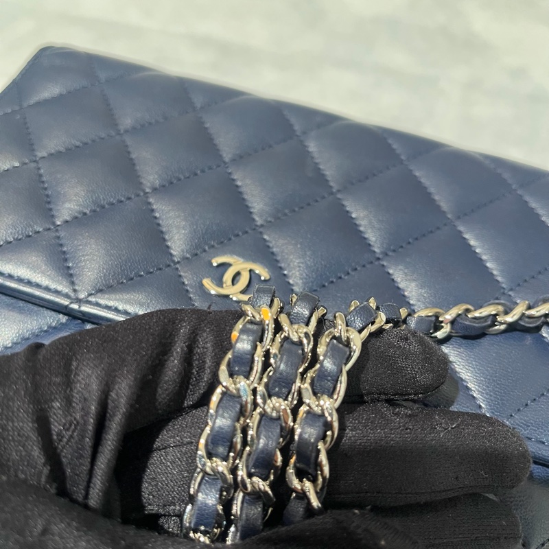 Chanel黑銀羊皮coco Woc-9