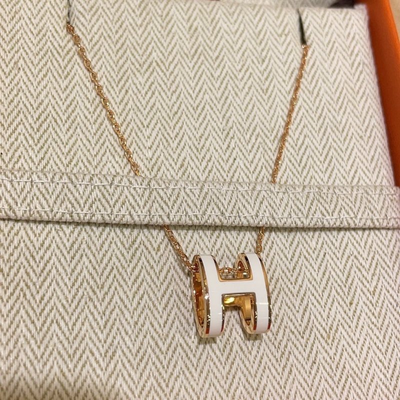 全新 現貨 HERMES POP H 橢圓 白色 琺瑯 玫瑰金鏈 項鍊-1