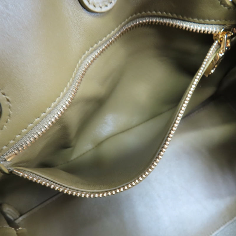 橄欖綠 牛皮 Small Madrid 兩用包【LOEWE 羅威】 CIL0011290889-5