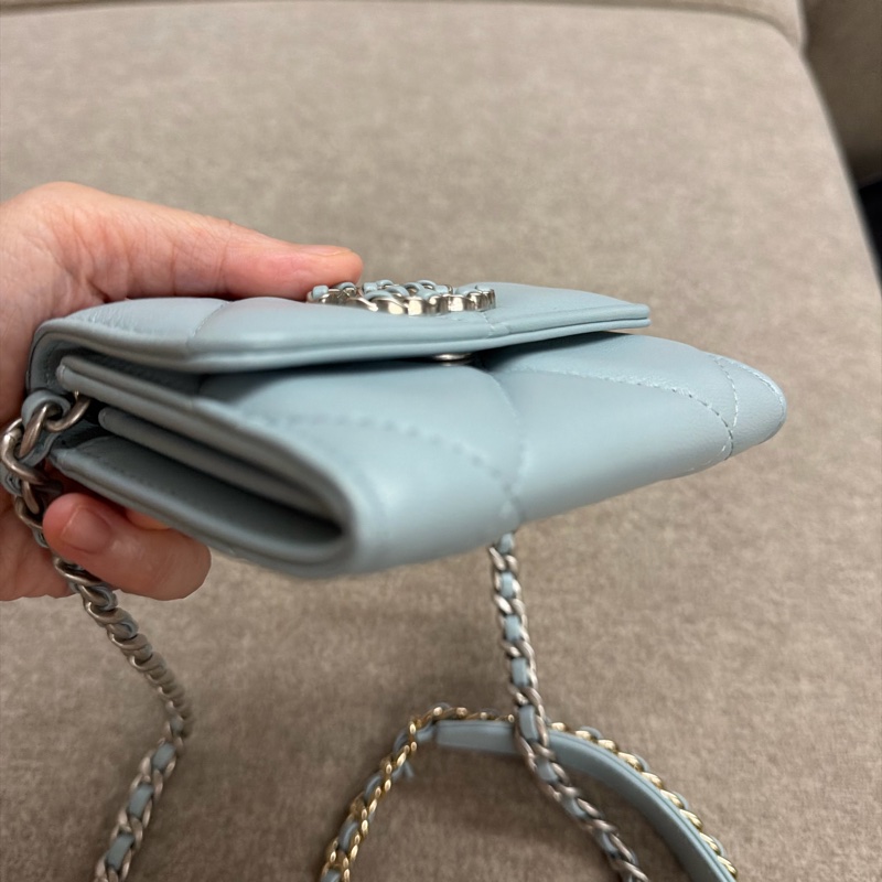 香奈兒Chanel 19經典雙C LOGO小羊皮銀扣零錢包 湖水藍-11